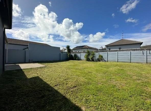 To Let 3 Bedroom Property for Rent in Milnerton Central Western Cape